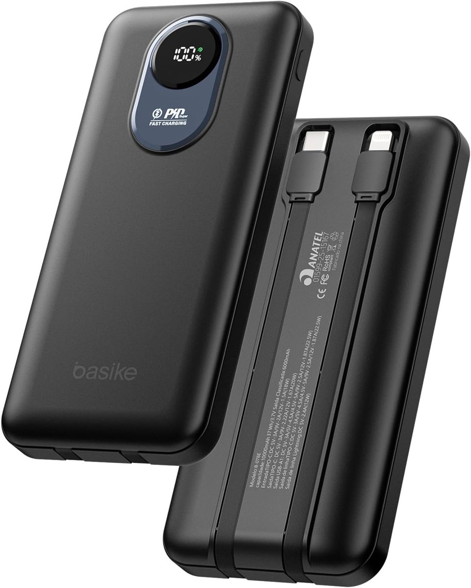 Carregador portátil Basike preto de 10.000 mAh, visto de frente com visor digital redondo e de costas com cabos USB-C e Lightning embutidos, sobre fundo branco.
